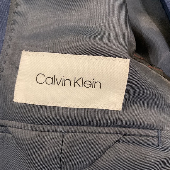 Calvin Klein Men’s Suit Jacket & Pants - Picture 3 of 14